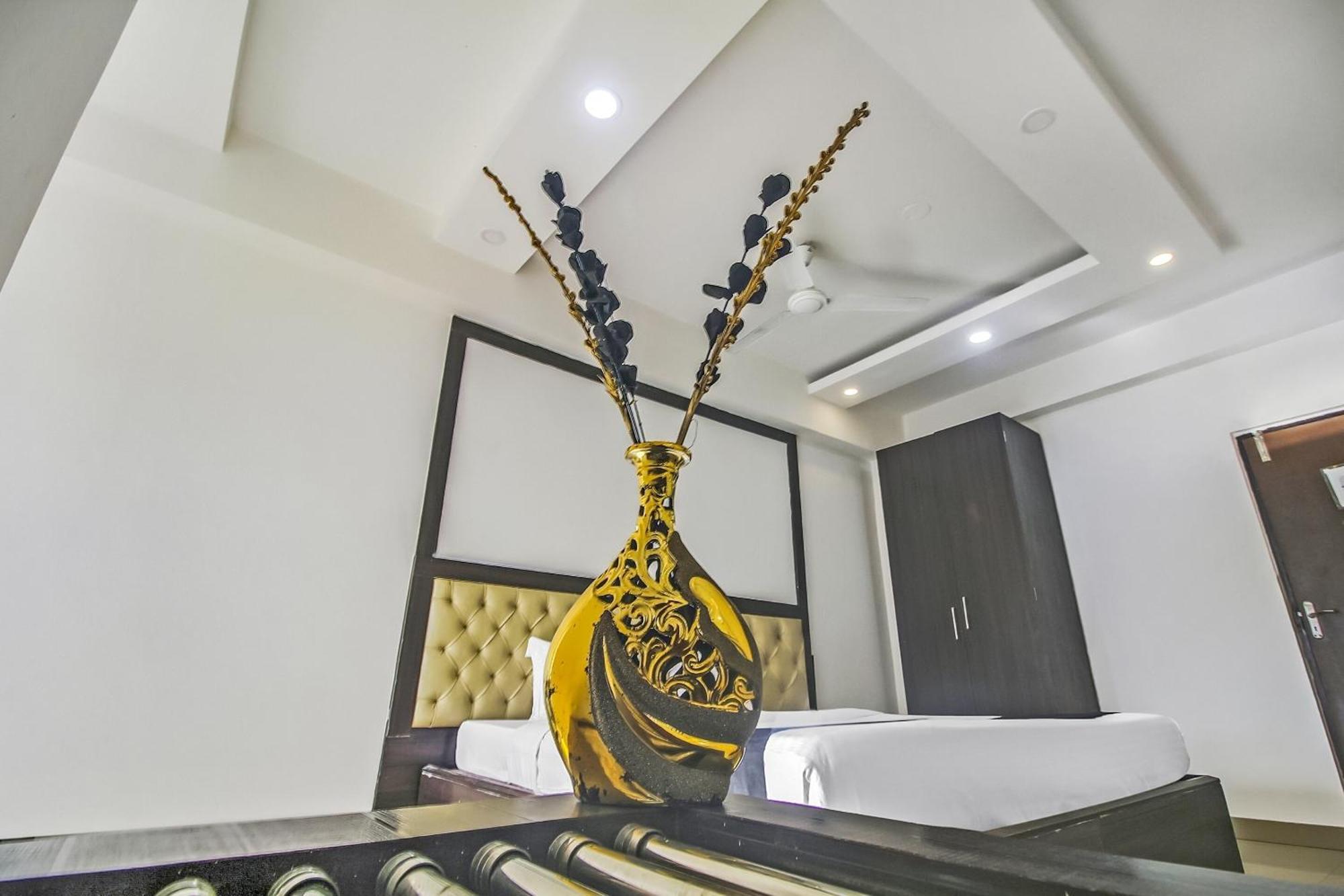 Super Townhouse Oak The Platinum Studio New Town Exterior foto